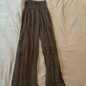 Black flowy beach pants. Slightly used. Size medium
